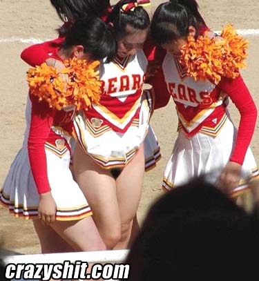 Who Doesn't Love Cheerleaders?