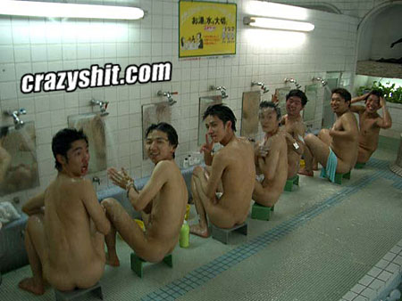 Splish splash asian dudes in a bath