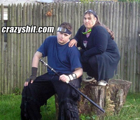 Fat samurai couple tough photo fail