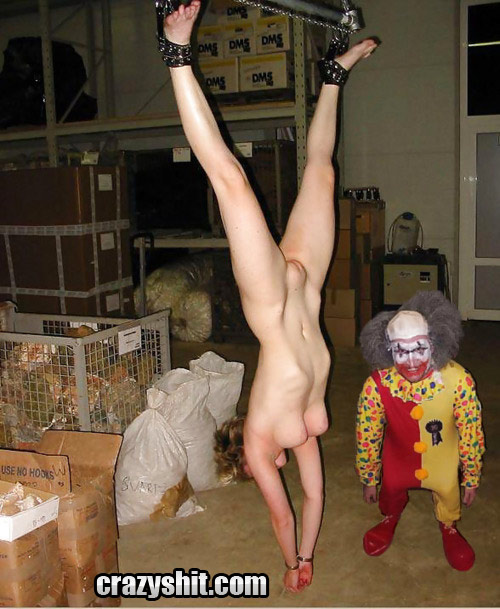 Mini Clown And His Slutty Slave