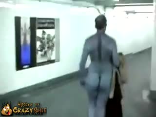CrazyShit.com | He Beats It In Public - Crazy Shit