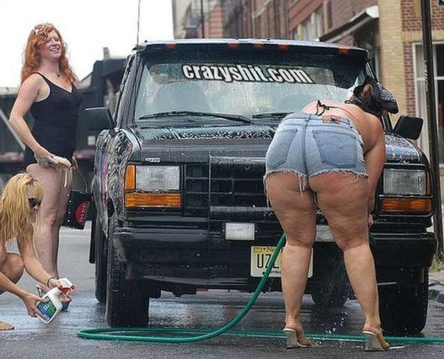 CrazyShit.com | Sexy Car Wash - Crazy Shit!