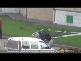CrazyShit.com | Axe Helps Solve Road Rage Dispute - Crazy Shit
