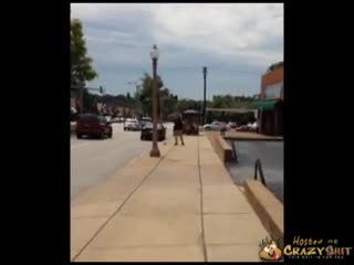 CrazyShit.com | St. Louis Police Shooting - Crazy Shit