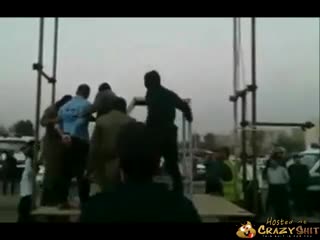 CrazyShit.com | Hanging out in Iran