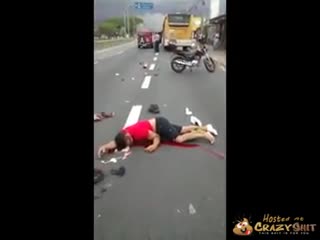 CrazyShit.com | Way To Fuck Up Traffic - Crazy Shit