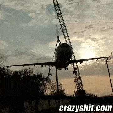 Jet Falls Off A Crane