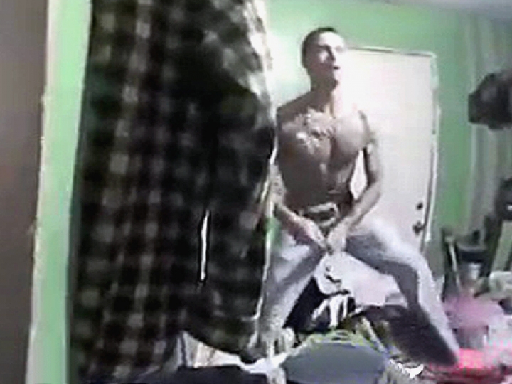 CrazyShit.com | RAW FOOTAGE OF COPS KILLING THAT SEX OFFENDER IN ARKANSAS - Crazy Shit 