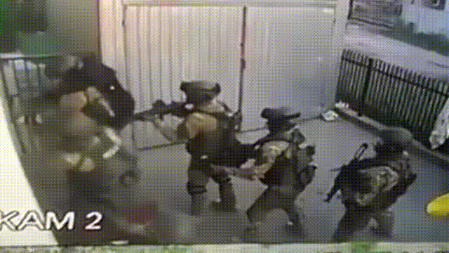 LMAO: HOW -NOT- TO RUN AWAY FROM A SWAT TEAM