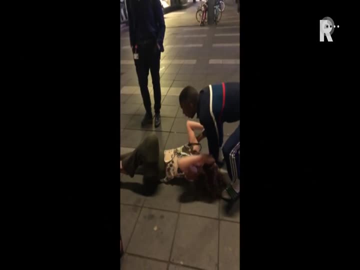 CrazyShit.com | Woman punched by police - Crazy Shit