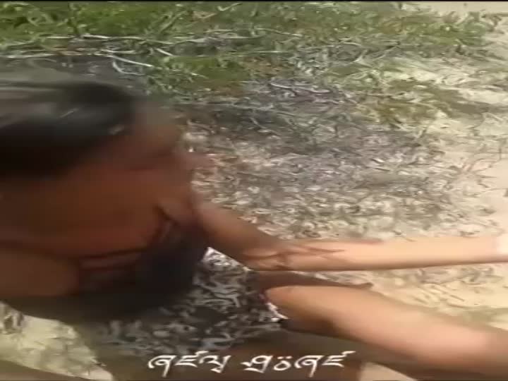 Slim female drug addict gets palm shot for stealing
