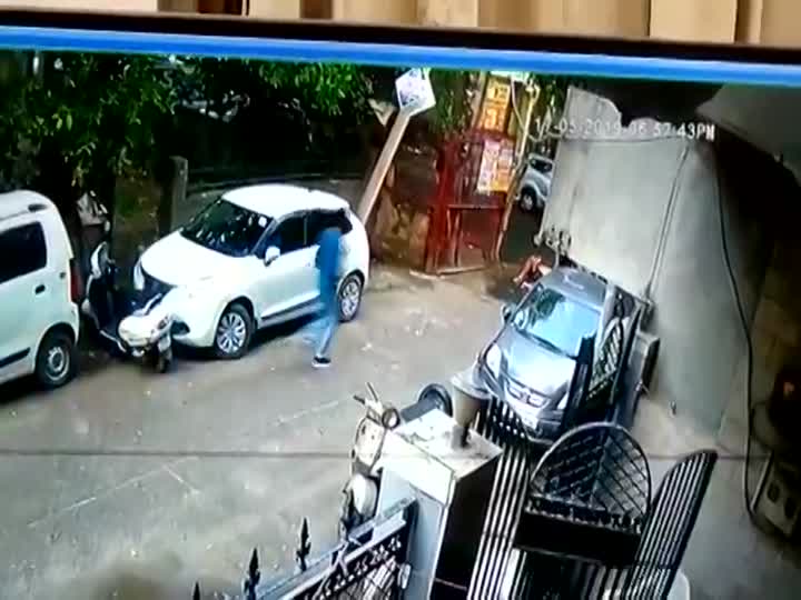 CrazyShit.com | Assassination in India - Crazy Shit