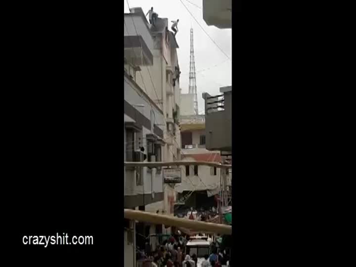 CrazyShit.com | Ending life in India - Crazy Shit