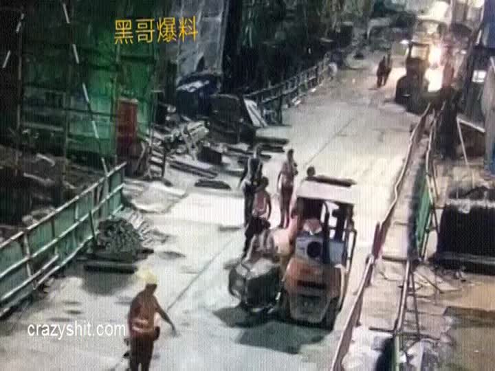 CrazyShit.com | Construction site accident