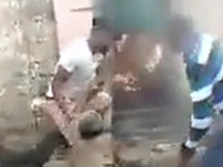 BURNING A WITCH. THIS SHIT STILL GOES ON IN AFRICA