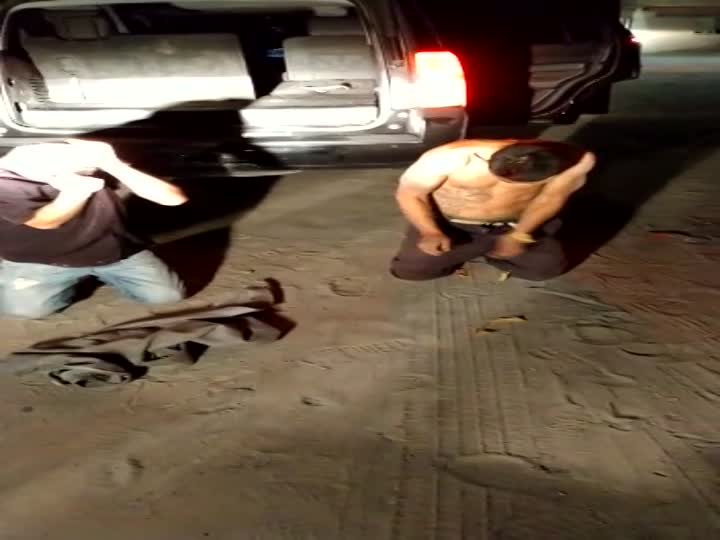 CrazyShit.com | Thieves stripped & humiliated - Crazy Shit