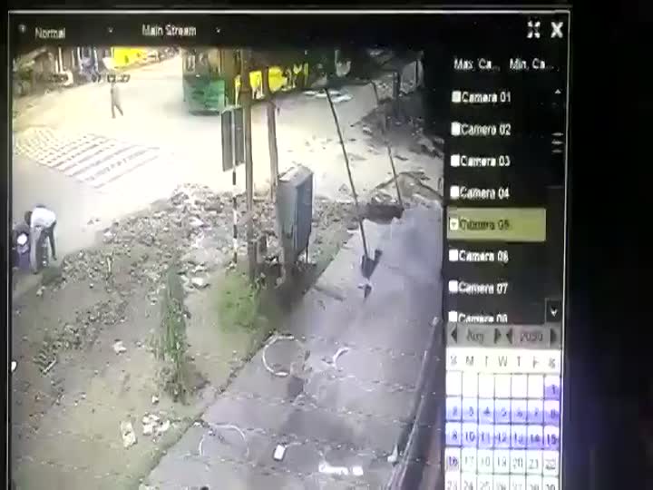 CrazyShit.com | Sudden Death in India - Crazy Shit