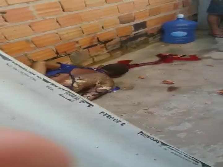 CrazyShit.com | man burning in favela of brasil today - Crazy Shit