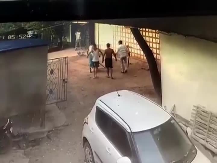 CrazyShit.com | Indian Woman Shot In The Head During Argument Of Brothers - Crazy Shit