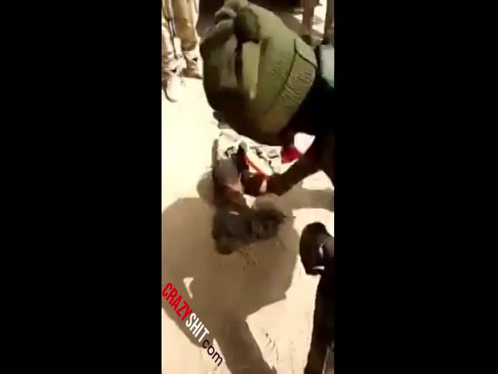 CrazyShit.com | Axe Beheading In Nigeria