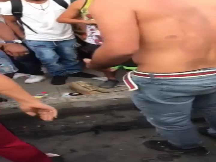 CrazyShit.com | Female thief in hands of street justice - Crazy Shit