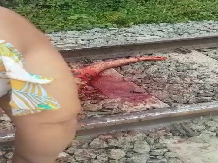 CrazyShit.com | Girl dismembered in line train - Crazy Shit