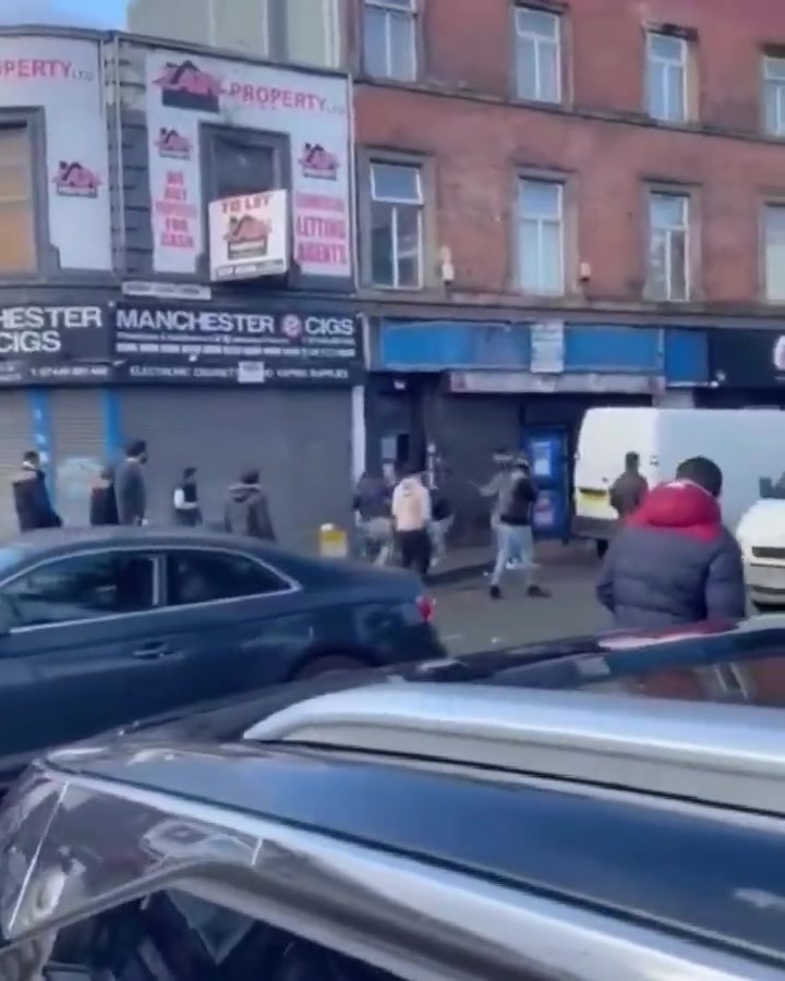 CrazyShit.com | UK gang wars - Crazy Shit