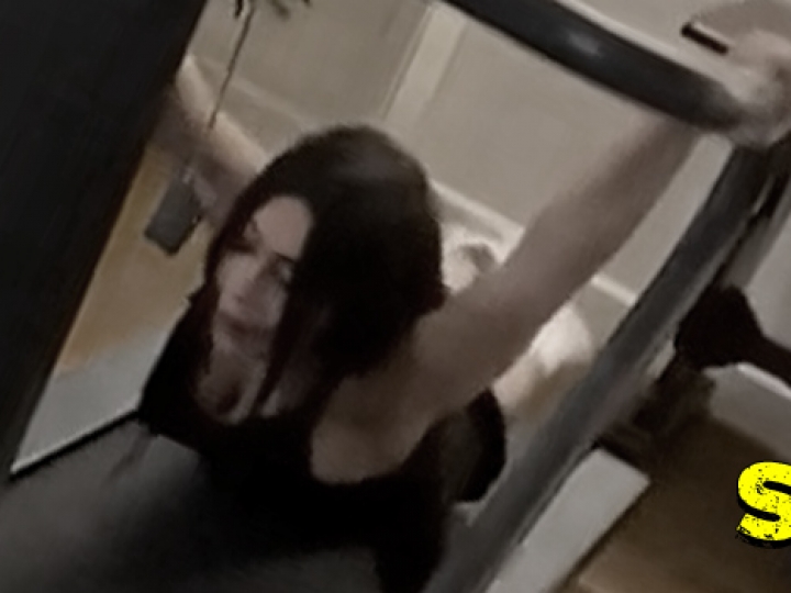 30 + PEOPLE DEFINITELY HAVING A SHITTIER DAY THAN ...