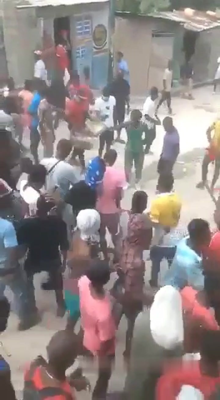 CrazyShit.com | thief dragged and killed by rebels - Crazy Shit