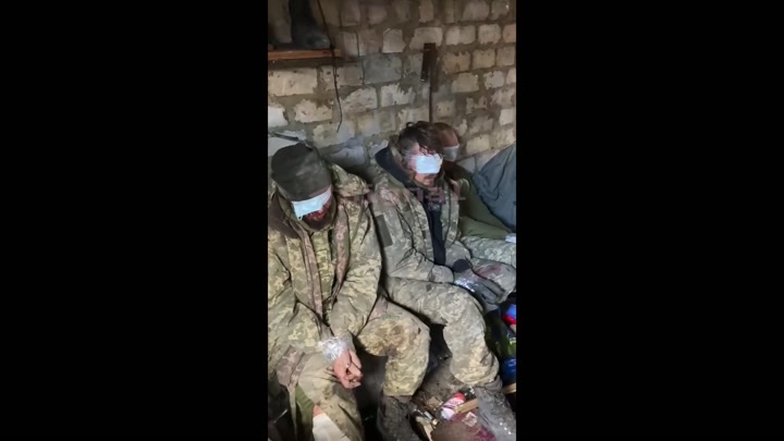 CrazyShit.com | wounded ukraine force SAVE from from line by RUSSIA force - Crazy Shit 
