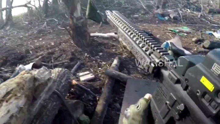 CrazyShit.com | Close combat of Ukrainian soldiers - Crazy Shit 