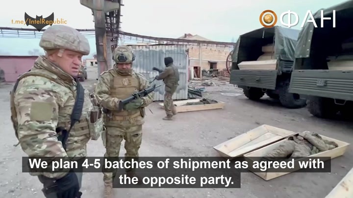 CrazyShit.com | WAGNER taking care of dead ukraine soldier to be send to ukraine side - Crazy Shit