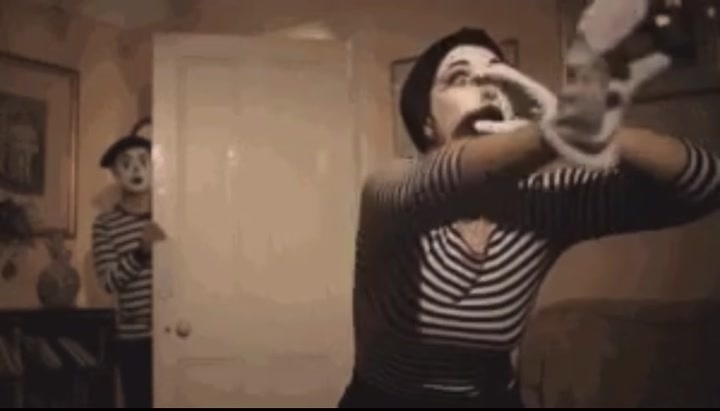 CrazyShit.com | Mime Caught….. - Crazy Shit