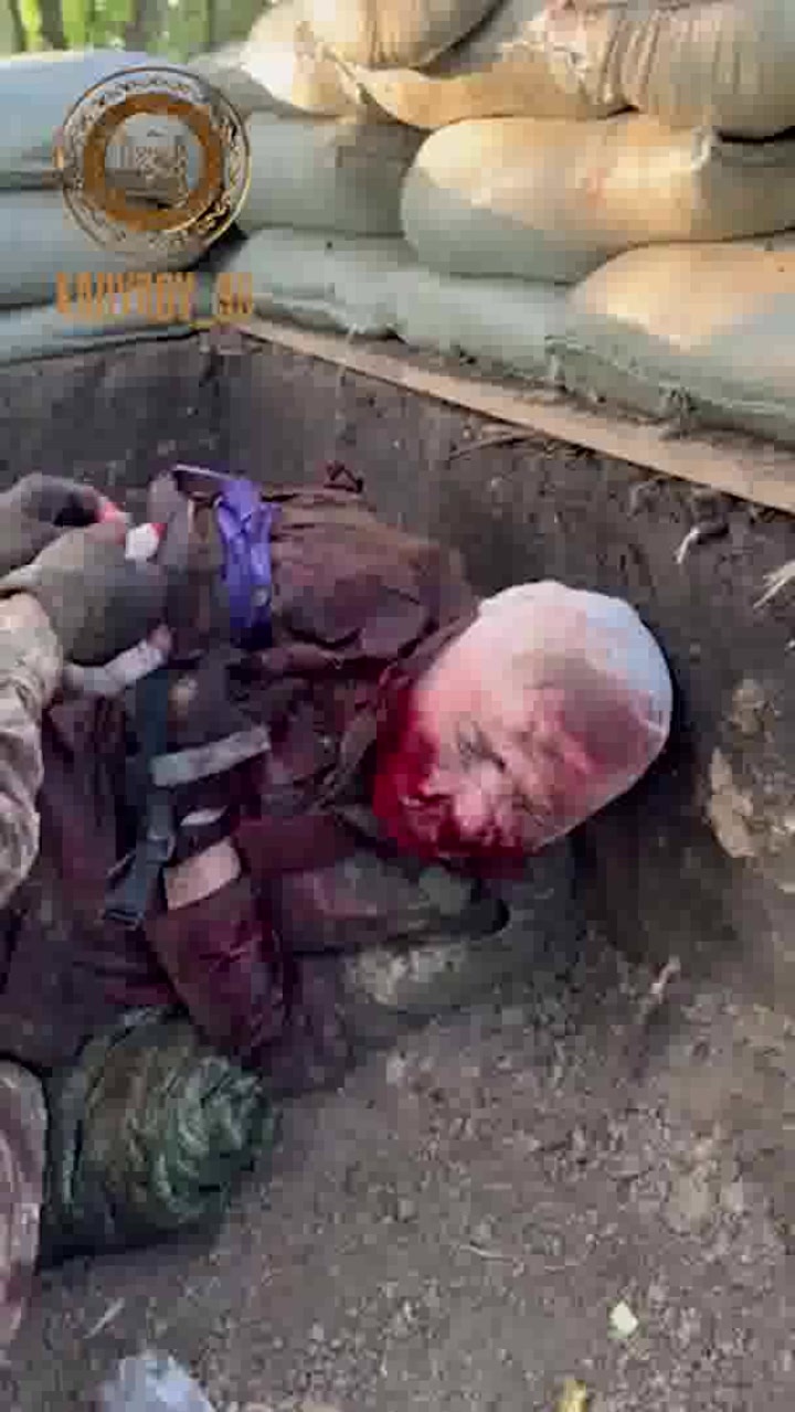 CrazyShit.com | Captured Ukrainians