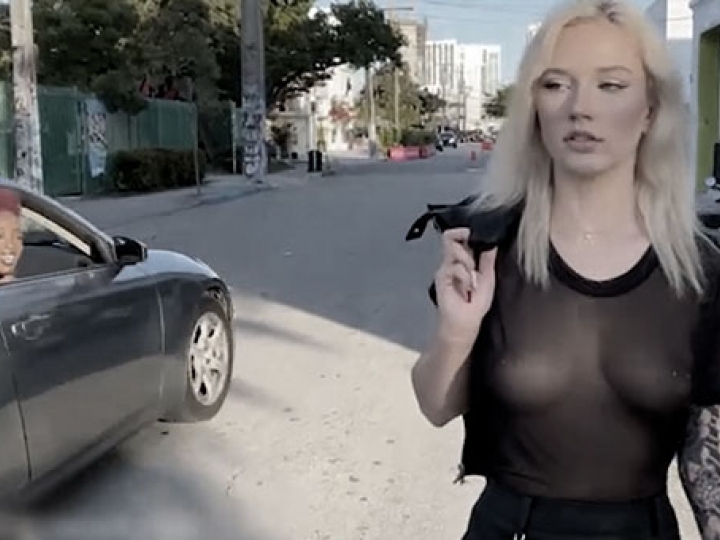 CrazyShit.com | 8 PUBLIC ACTS THAT DEFINITELY MAKE YOU A WHORE