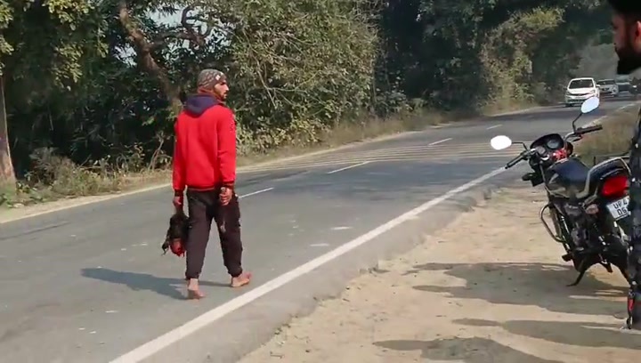 CrazyShit.com | Man Carries Wife