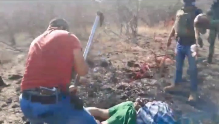 CrazyShit.com | NEW BRUTAL AXE JOB OF MEXICAN CARTEL 