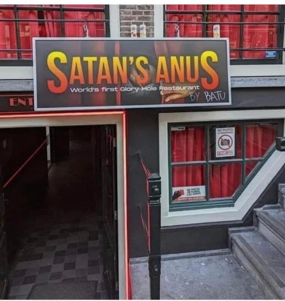 Alright how many of ya shitters have got a reservation at this joint?