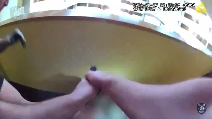CrazyShit.com | Seattle police shoot man trying to meet up with minors - Crazy Shit
