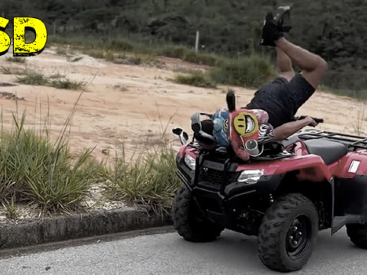 CrazyShit.com | 21 PEOPLE DEFINITELY HAVING A SHITTIER DAY THAN YOU - Crazy Shit
