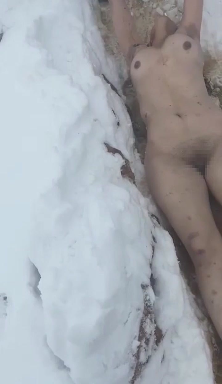 CrazyShit.com | Guy soldier transporting his frozen food - Crazy Shit