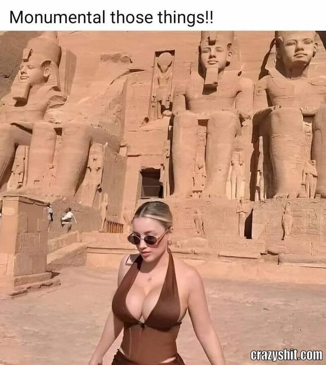 monumental