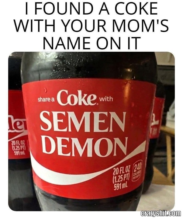 Mom's Logo