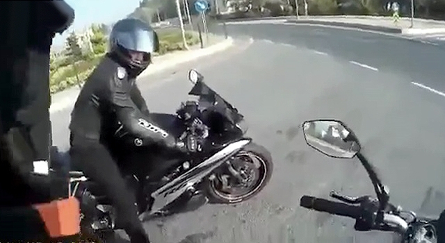 MOTORCYCLIST FILMS HIS OWN DEATH