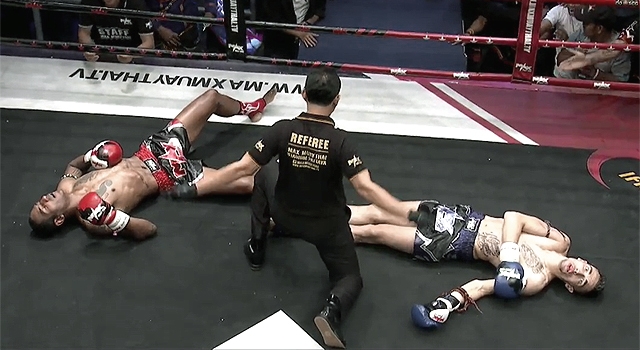 WORLD FIRST: MUAY THAI DOUBLE KNOCKDOWN KO VICTORY