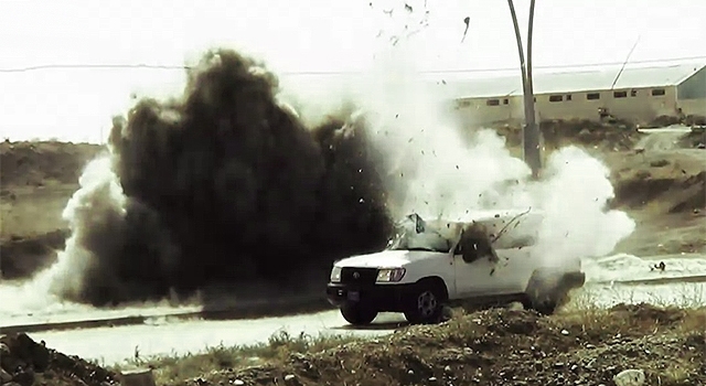 THE MOST DETAILED ROADSIDE BOMBING YOU'LL EVER SEE