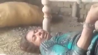 Scumbag torturing wife on camera