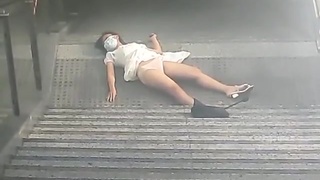 Dont text and walk