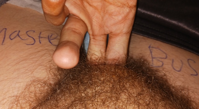 Fingering bussy