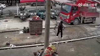 Truck vs Bicycle